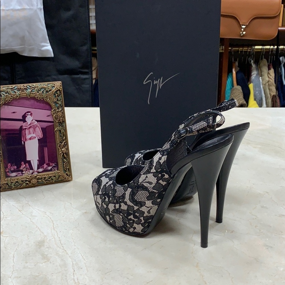 GIUSEPPE ZANOTTI MONRO LEATHER AND BLACK LACE PEEP TOE PLATFORM STILETTO SIZE 38